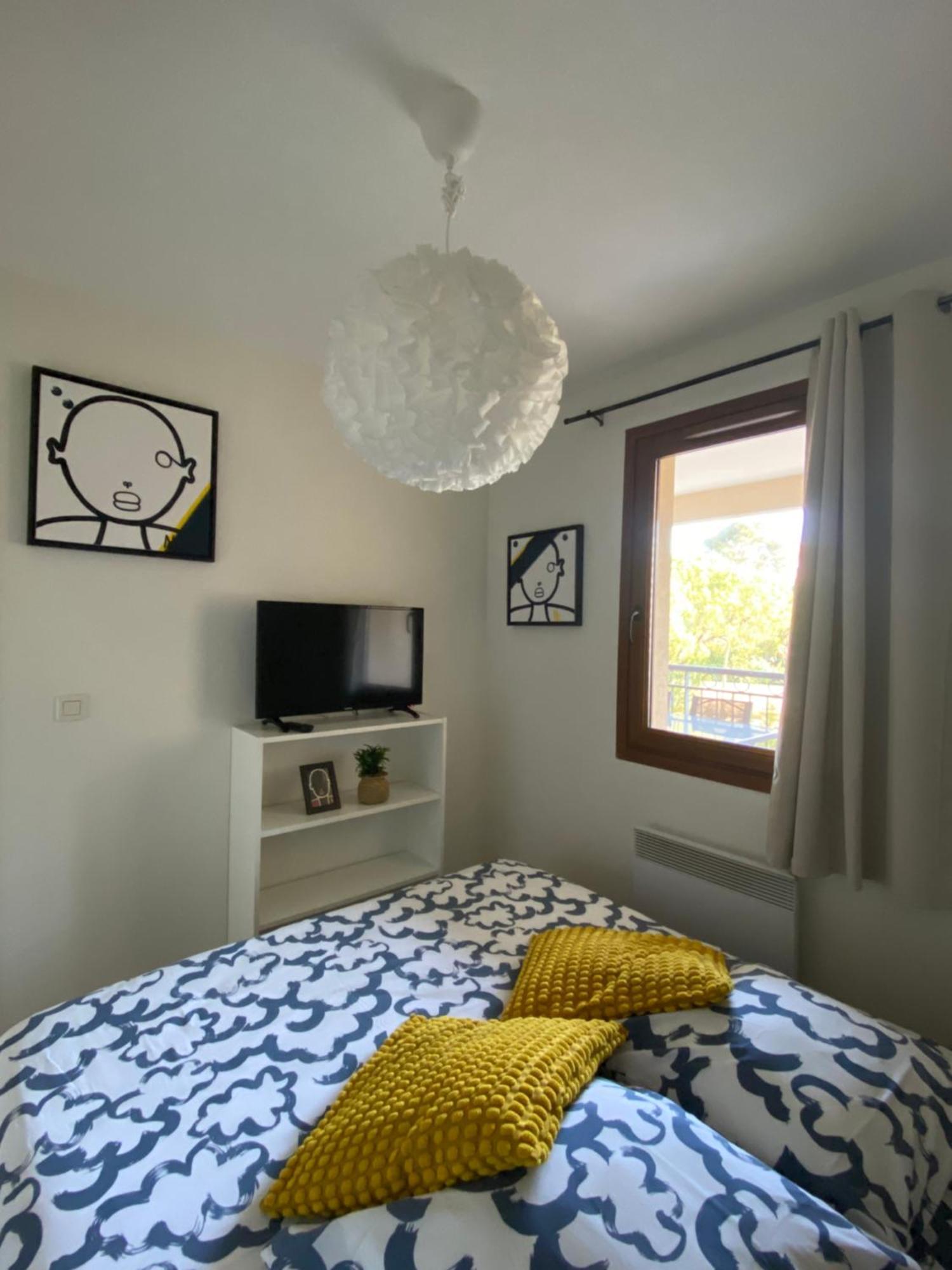 Sejour Evasion A Uzes Apartamento Exterior foto